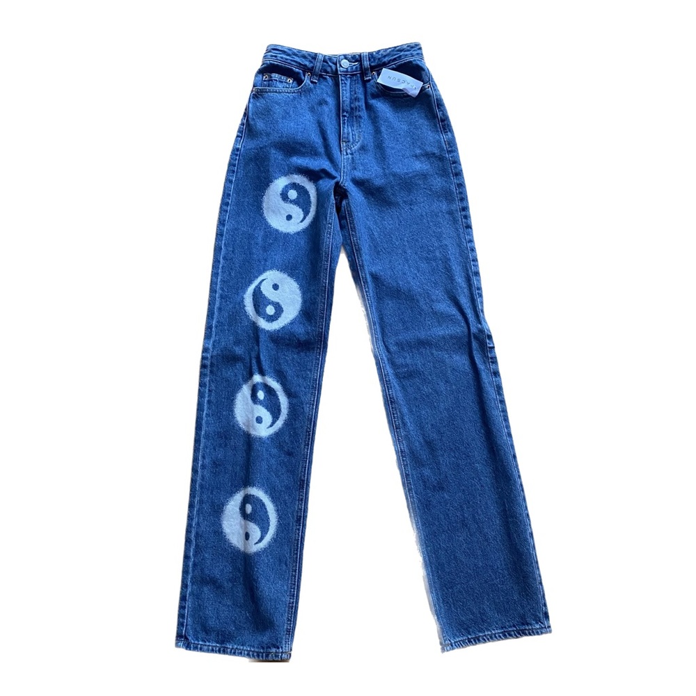 Pacsun yin-yang 90’s boyfriend jeans